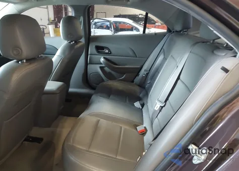 2015 Chevrolet Malibu 2Lt from USA, damaged, VIN 1G11D5SL2FF223183